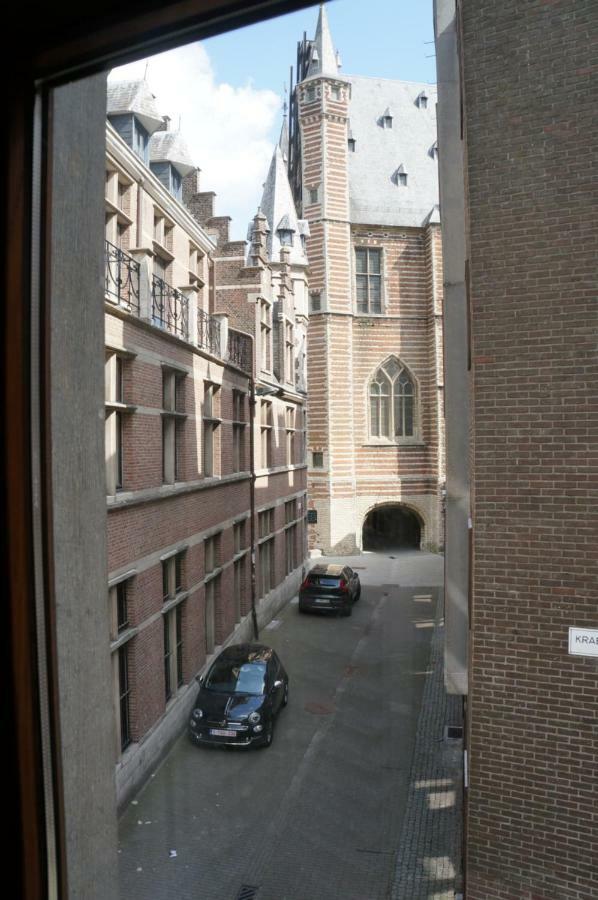 Charming Suites Jan Zonder Vrees 安特卫普 外观 照片