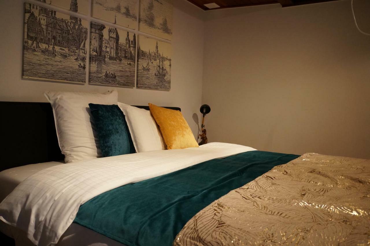 Charming Suites Jan Zonder Vrees 安特卫普 外观 照片